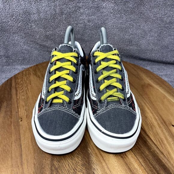 Vans x Stranger Things Style 36 Hellfire Club Skate Shoes Sneakers Women's Sz 6 - Picture 2 of 9